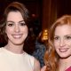 Anne Hathawy e Jessica Chastain num evento